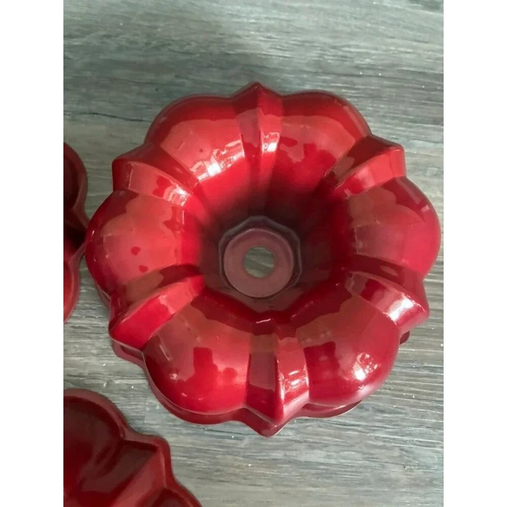 Nordic Ware Set of 3 Mini Bundt Cake Pans Red Cream